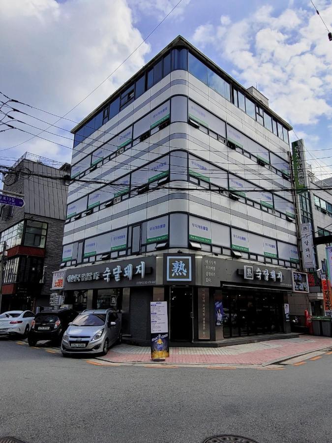 Hotel Lottetower Rainbow House Soul Exteriér fotografie